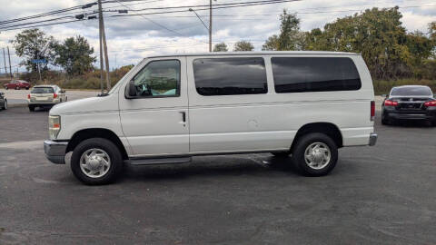 2011 Ford E-Series E-350 SD XLT