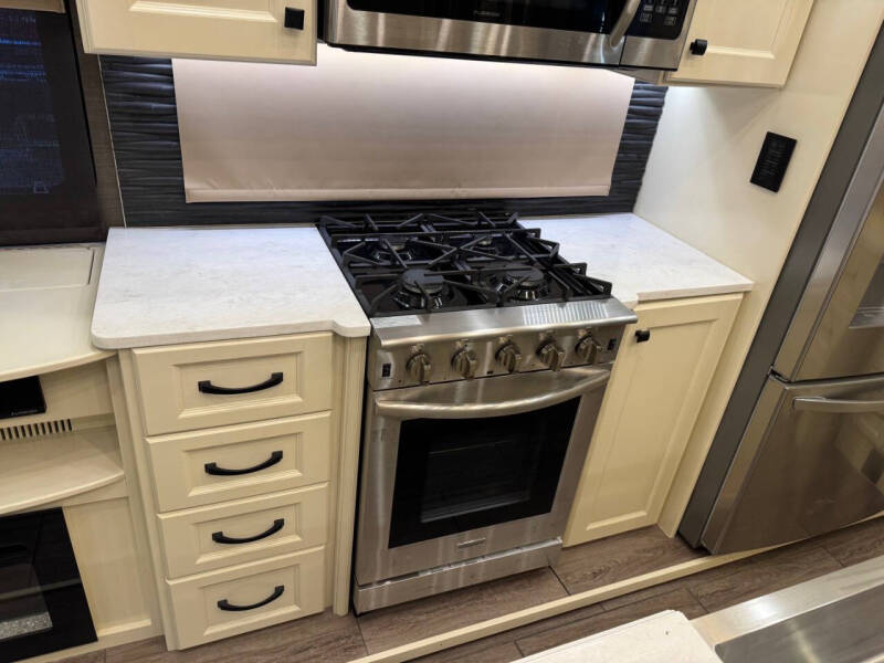 2021 Vanleigh RV Beacon Series M-34RLB