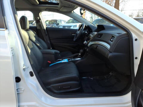 2022 Acura ILX w/Premium