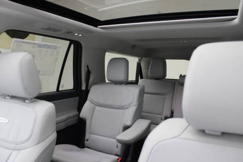 2025 Ford Expedition MAX Platinum