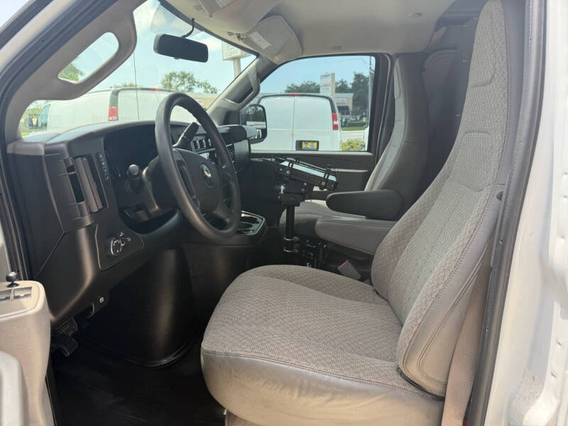 2019 Chevrolet Express 2500