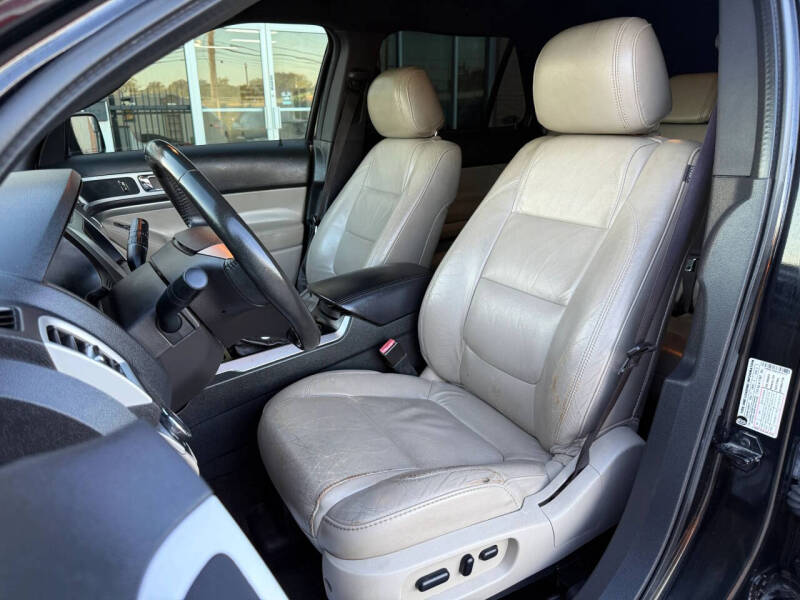 2012 Ford Explorer XLT