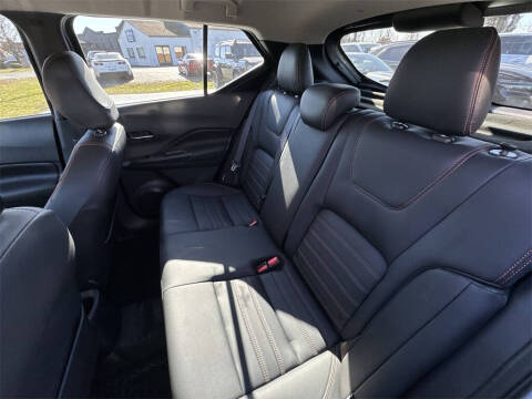 2020 Nissan Kicks SR