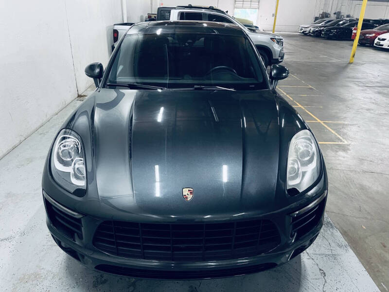 2017 Porsche Macan