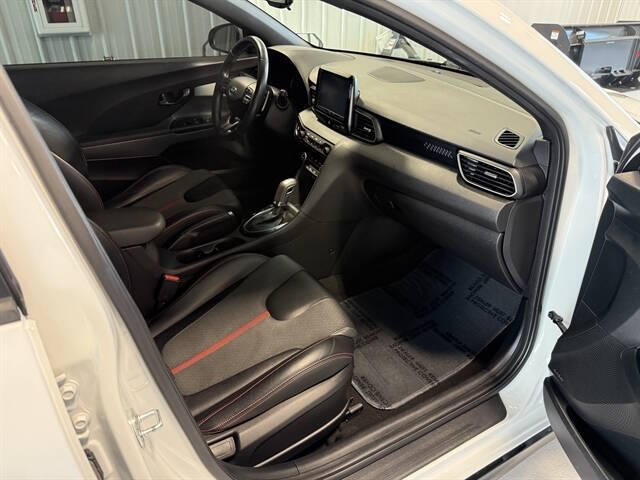 2021 Hyundai Veloster