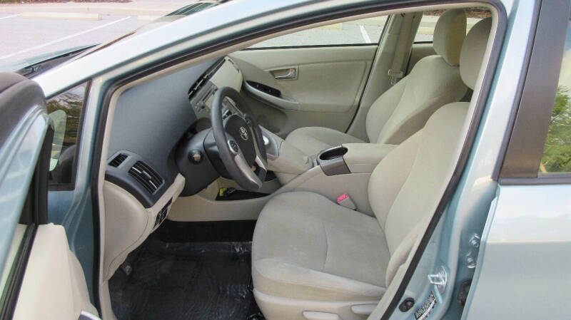 2012 Toyota Prius Two