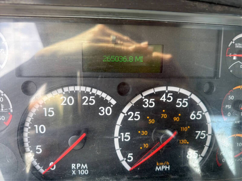 2016 Freightliner M2 112