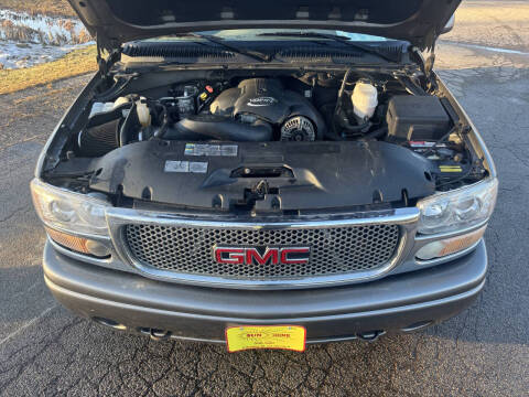 2005 GMC Yukon Denali