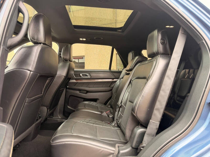 2019 Ford Explorer Platinum