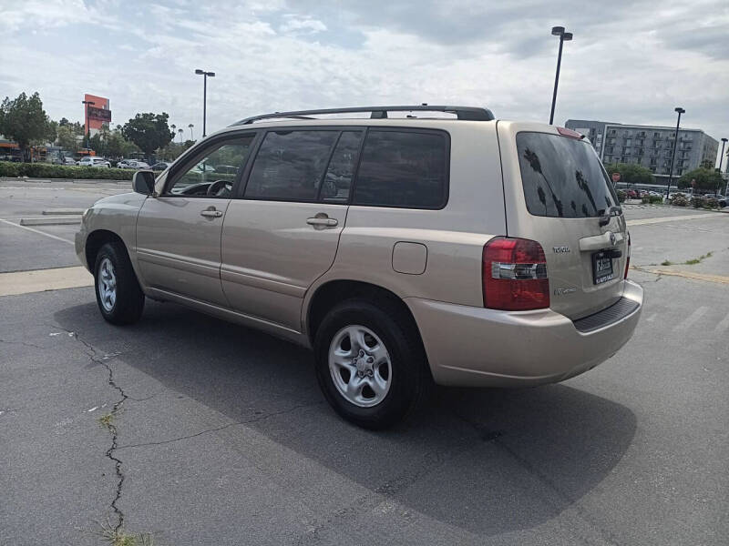 2004 Toyota Highlander