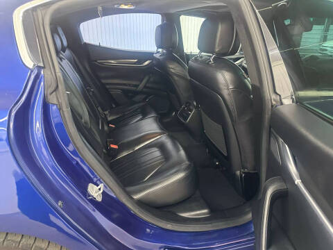 2015 Maserati Ghibli