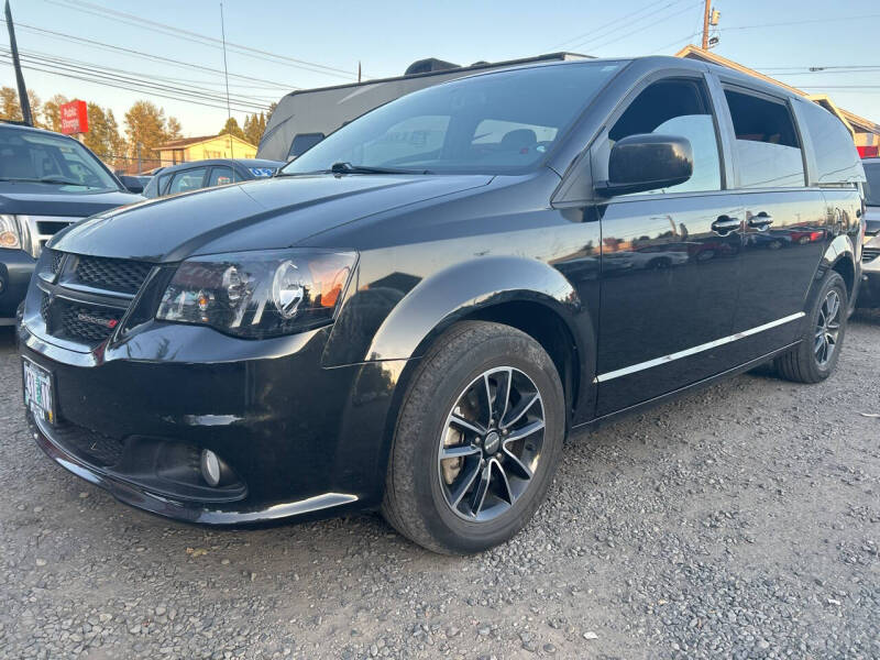 2018 Dodge Grand Caravan for sale at Universal Auto Sales Inc in Salem OR