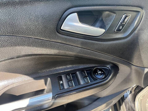 2013 Ford C-MAX Hybrid SE