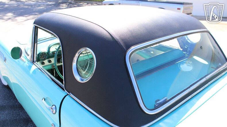 1955 Ford Thunderbird