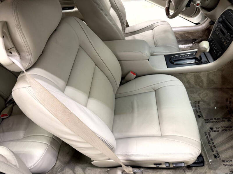 2002 Cadillac Eldorado ESC