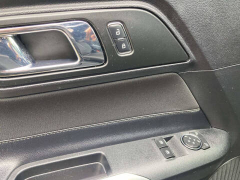 2015 Ford Mustang V6