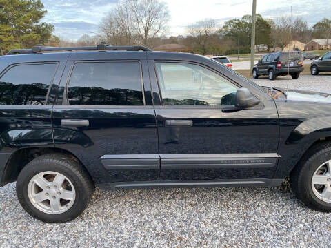 2006 Jeep Grand Cherokee for sale at Good Wheels Auto Sales, Inc in Cornelia GA