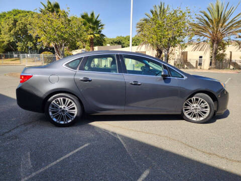 2012 Buick Verano Leather Group