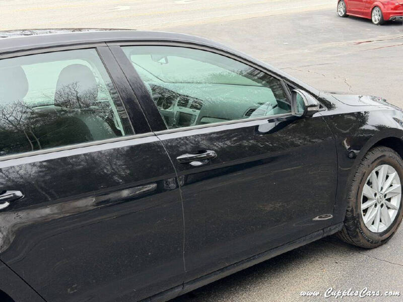2016 Volkswagen Golf TSI S
