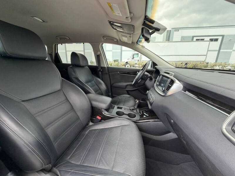 2017 Kia Sorento EX V6