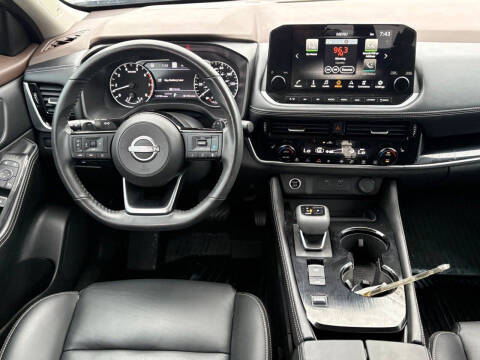 2023 Nissan Rogue SL