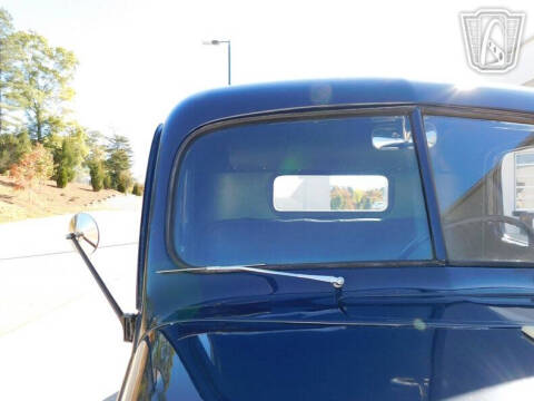 1946 Ford F-100