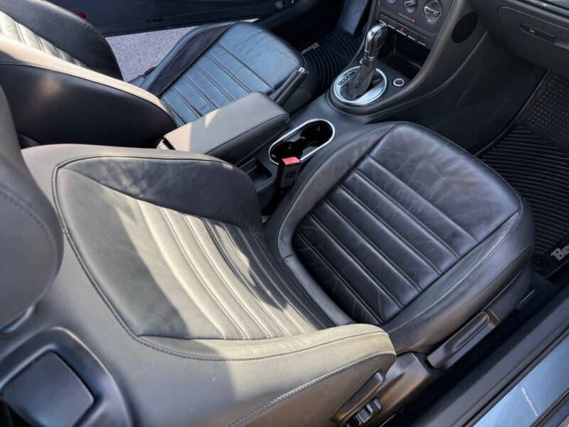 2013 Volkswagen Beetle Convertible
