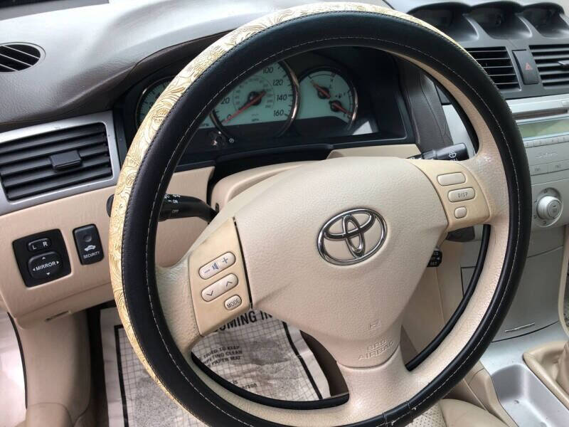 2004 Toyota Camry Solara SE