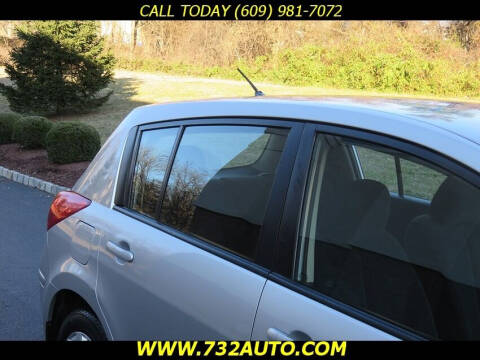 2011 Nissan Versa 1.8 S