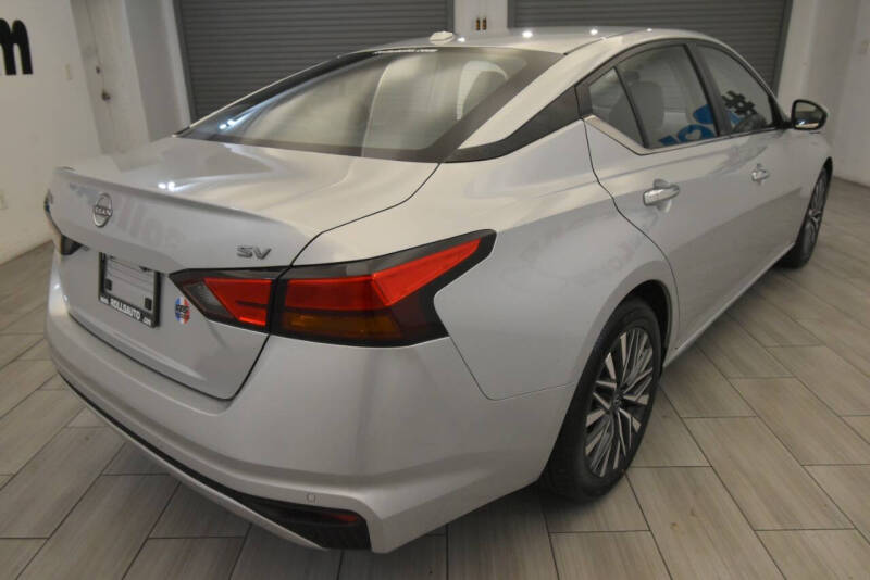 2023 Nissan Altima 2.5 SV