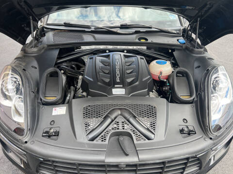 2017 Porsche Macan S