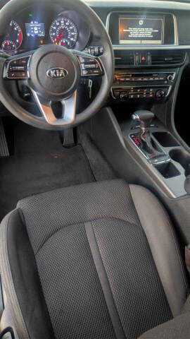 2019 Kia Optima LX