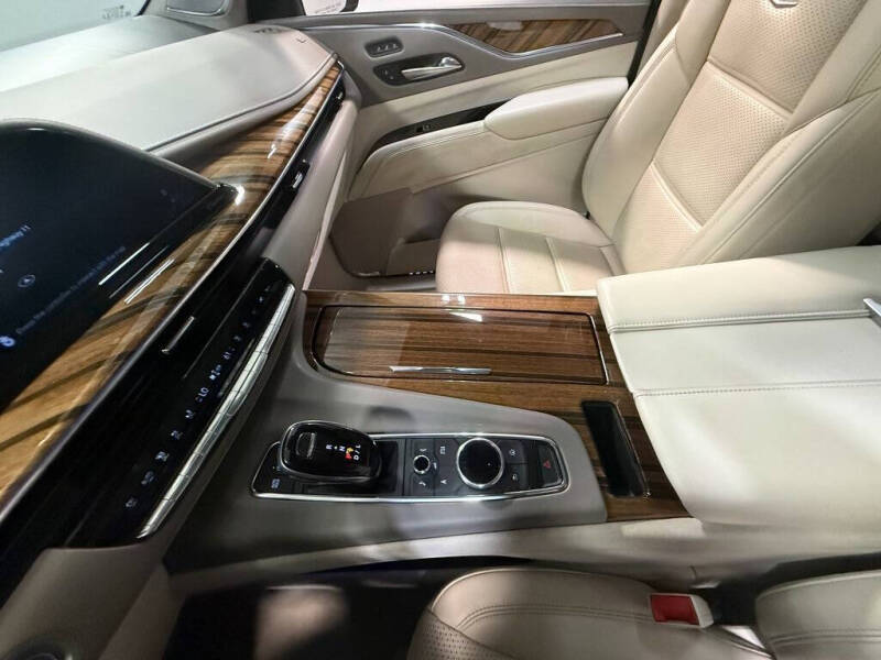 2021 Cadillac Escalade ESV Sport Platinum