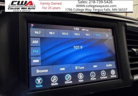 2021 Chrysler Voyager LX