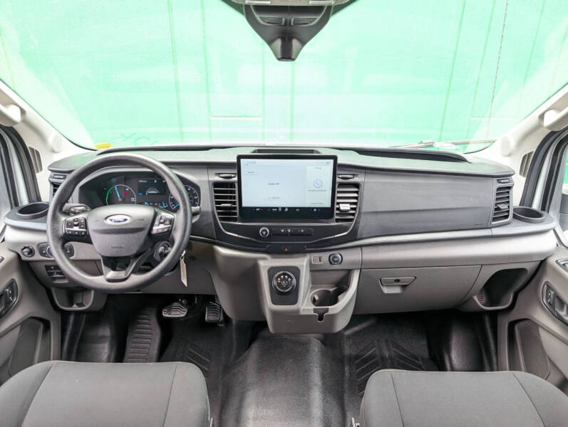 2023 Ford E-Transit