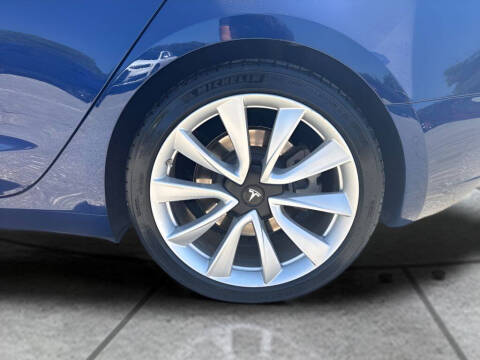 2018 Tesla Model 3 Mid Range