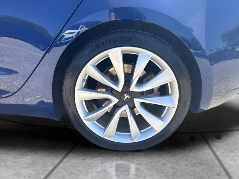 2018 Tesla Model 3 Mid Range