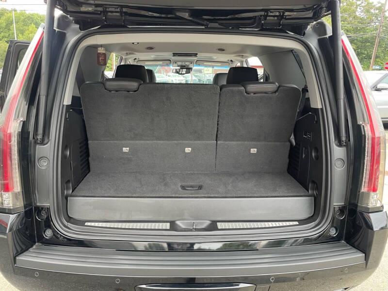 2015 Cadillac Escalade Luxury