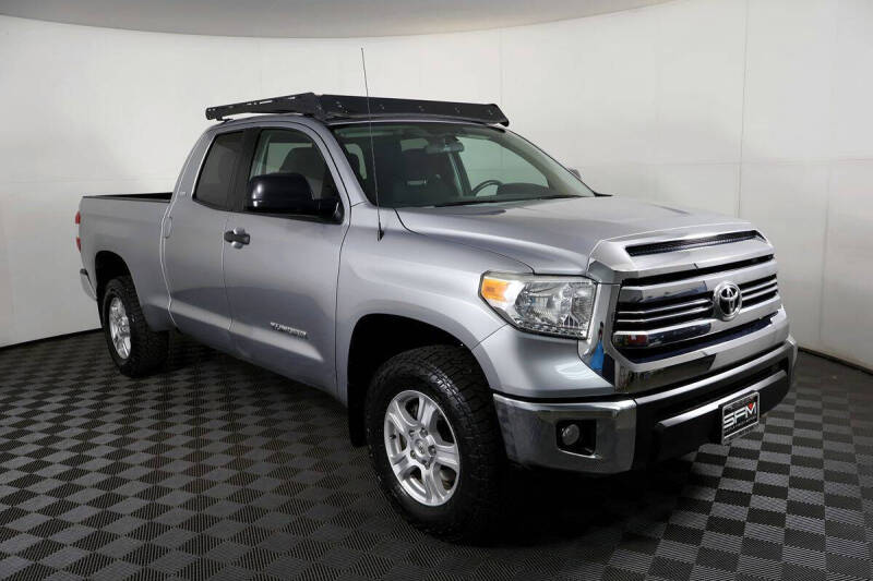 2017 Toyota Tundra SR5
