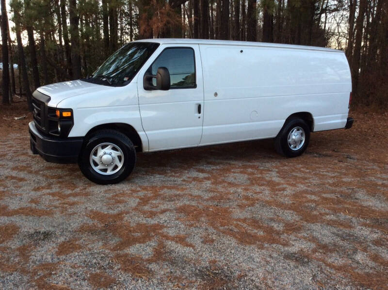 2014 Ford E-Series Econoline Van Commercial photo 26