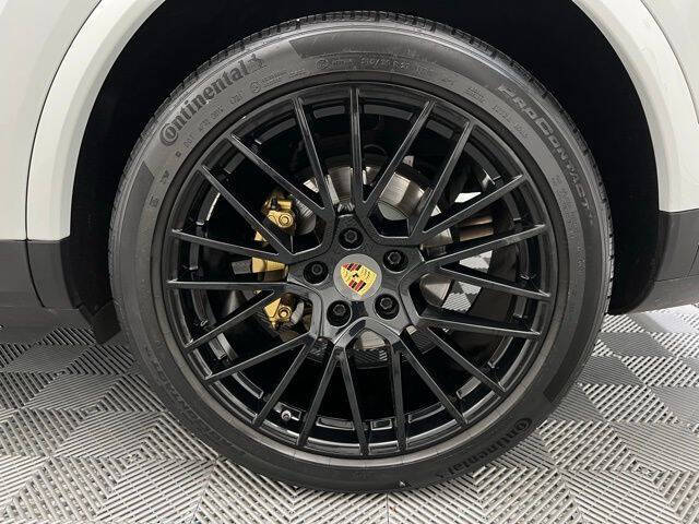 2021 Porsche Cayenne S Coupe