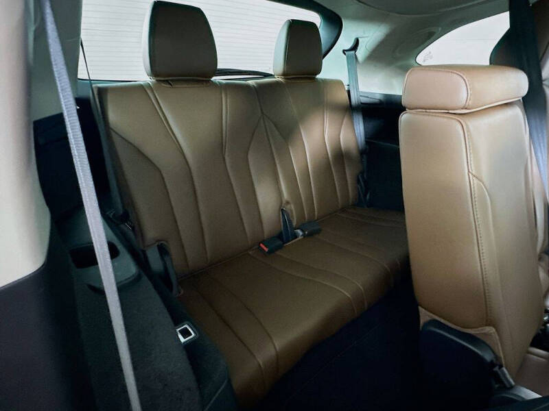 2025 Acura MDX w/Tech