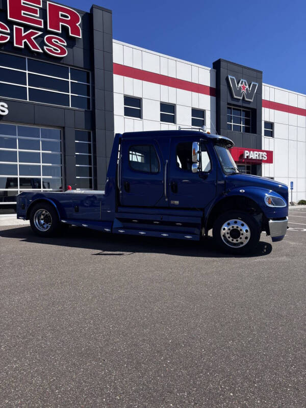 2025 Freightliner M2 106