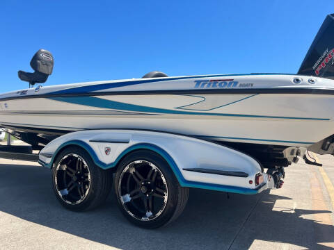 2020 Triton 21 TRXS