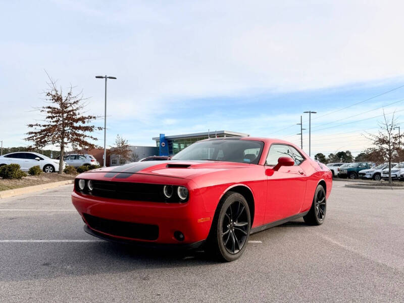2016 Dodge Challenger SXT Plus