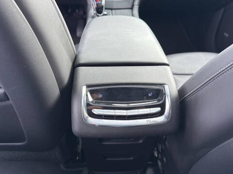 2022 Cadillac XT6 Premium Luxury