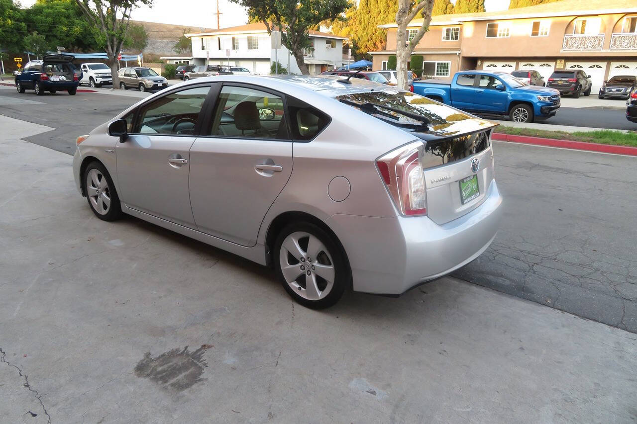 2012 Toyota Prius for sale at The Car Vendor LLC in Bellflower, CA