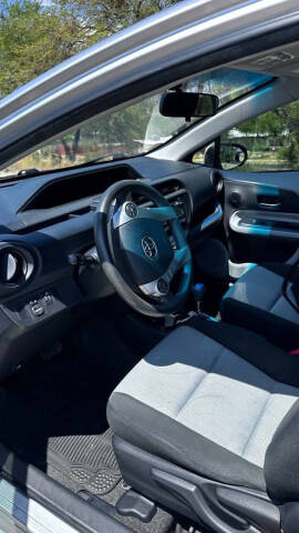 2013 Toyota Prius c Two