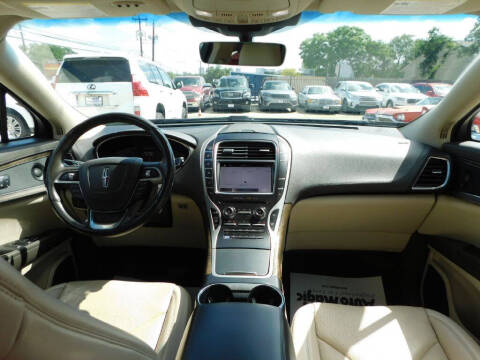 2019 Lincoln Nautilus Reserve