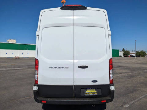 2021 Ford Transit 250